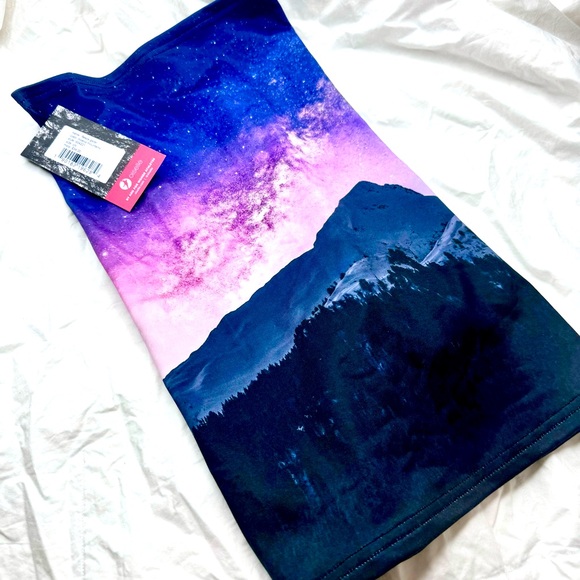 oiselle Accessories - NWT Oiselle Fleece Gaiter Moena Mountains